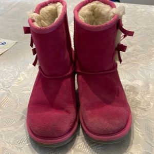 Girls size 1 Koolaburra boots
